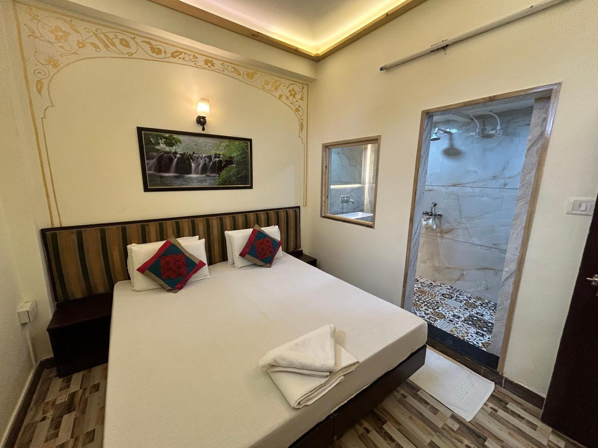 Guest house Max